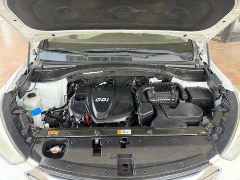 Used 2015 Hyundai Santa Fe Sport w/ Option Group 02 FWD image 27