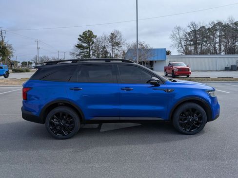 Used 2021 Kia Sorento SX Prestige image 2