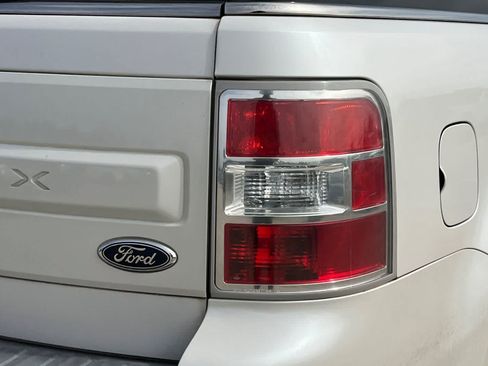 Used 2014 Ford Flex SEL w/ Equipment Group 202A FWD image 13