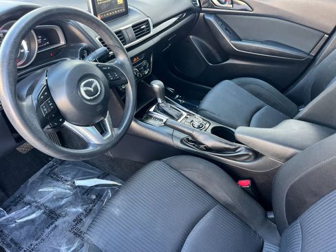 Used 2016 MAZDA MAZDA3 i Sport w/ Preferred Equipment Package image 11