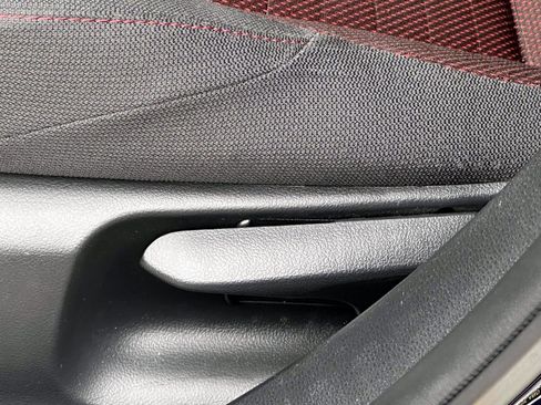 Used 2023 Toyota Corolla SE FWD image 13