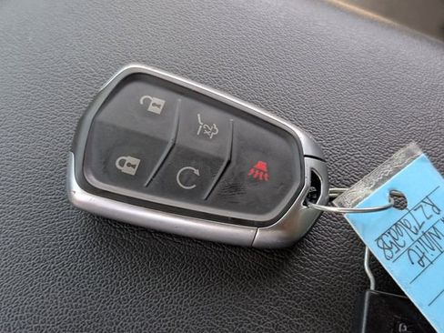 Used 2024 Cadillac XT6 Premium Luxury image 25