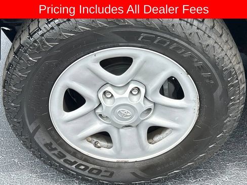 Used 2012 Toyota Tundra 4x4 Double Cab w/ Tow Pkg image 20