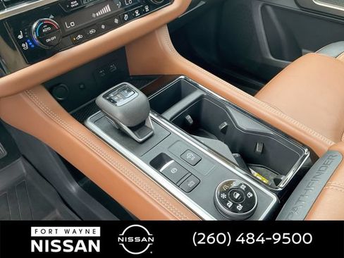 Used 2023 Nissan Pathfinder Platinum AWD/4WD image 27