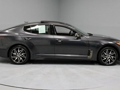 Used 2023 Kia Stinger GT-Line w/ Sun & Sound Package AWD/4WD image 12