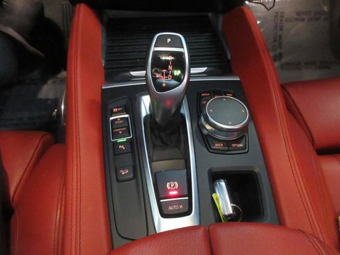Used 2018 BMW X6 xDrive35i w/ Premium Package Essential AWD/4WD image 33