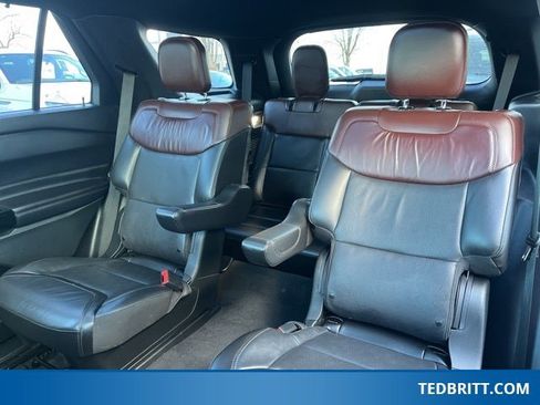 Certified 2022 Ford Explorer Platinum w/ Equipment Group 601A image 14