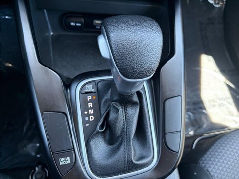 Used 2024 Kia Soul LX FWD image 22