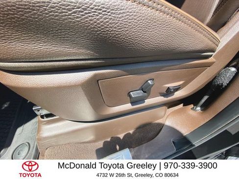 Used 2025 RAM 2500 Limited AWD/4WD image 12
