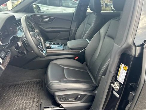 Used 2021 Audi Q8 Premium Plus w/ Premium Plus Package AWD/4WD image 10