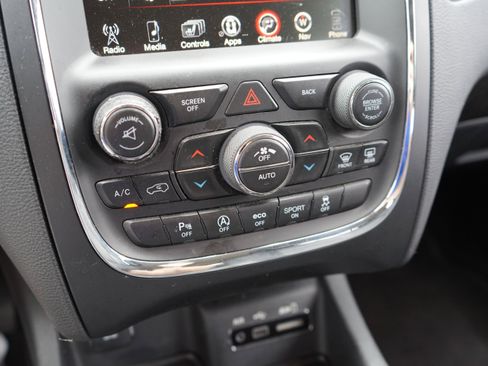Used 2017 Dodge Durango Citadel w/ Premium Entertainment Group RWD image 16