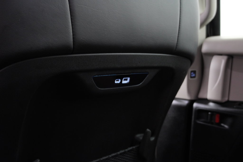 Certified 2024 Chrysler Pacifica Touring-L FWD image 22