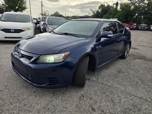 Used 2011 Scion tC FWD image 3