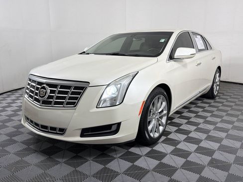 Used 2014 Cadillac XTS FWD image 3