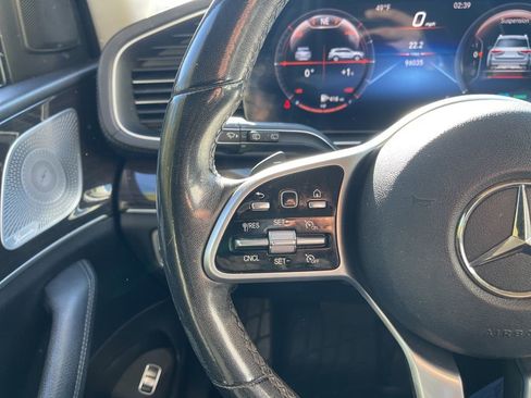 Used 2020 Mercedes-Benz GLS 450 4MATIC image 39