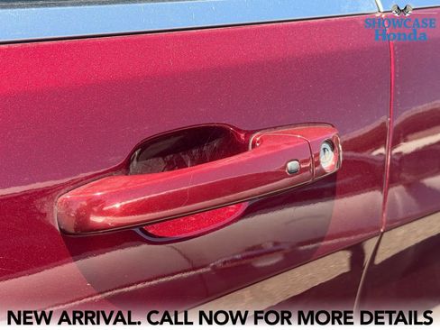 Used 2018 Jeep Grand Cherokee Laredo RWD image 13