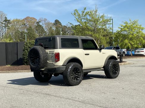Used 2025 Ford Bronco 2-Door image 3