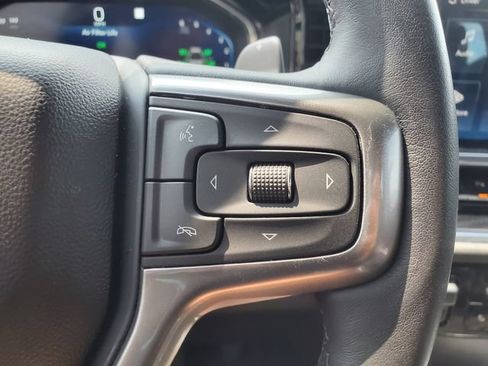 Used 2022 Chevrolet Silverado 1500 RST w/ Convenience Package II AWD/4WD image 7