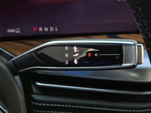 New 2026 Cadillac Escalade Platinum Sport w/ LPO, ONYX Package AWD/4WD image 24