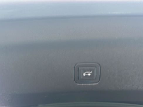 Used 2023 Chevrolet Tahoe Premier w/ Premium Package 2 image 27