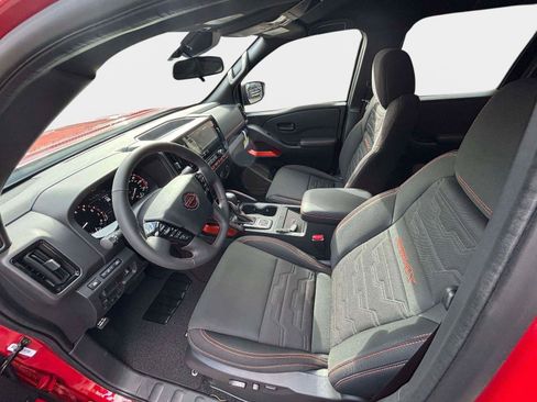 New 2026 Nissan Frontier PRO-4X w/ Pro-4x Convenience Package image 25