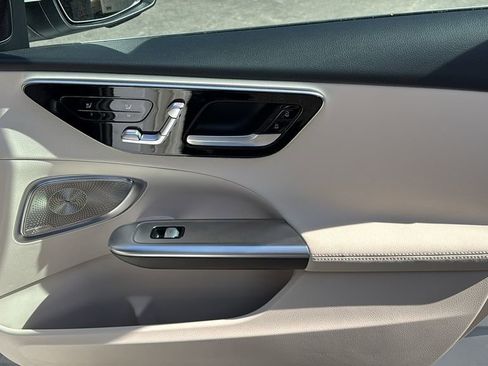 Used 2025 Mercedes-Benz C 300 Sedan image 13