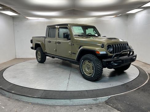New 2026 Jeep Gladiator Willys AWD/4WD image 7