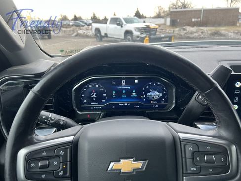 Used 2022 Chevrolet Silverado 1500 LT w/ Safety Package AWD/4WD image 23