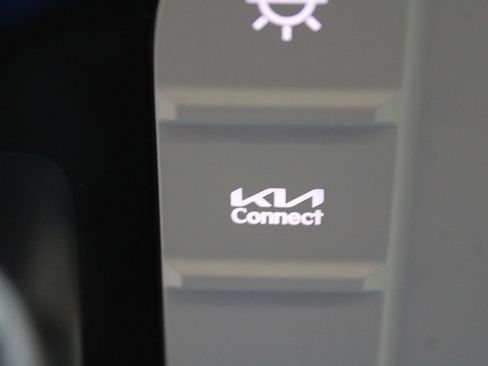 New 2026 Kia K4 FWD image 42