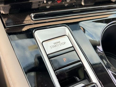 New 2026 Volkswagen Atlas SE image 27