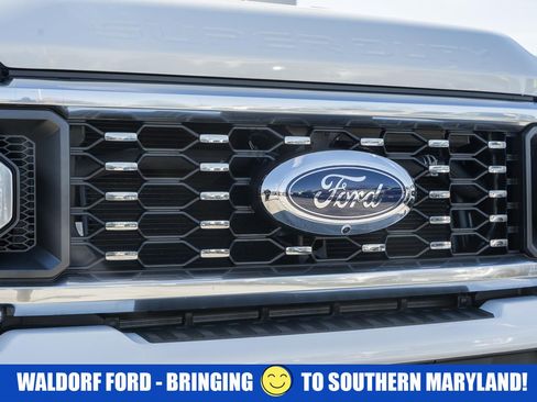 Used 2025 Ford F350 Platinum image 10