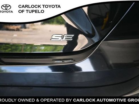 Used 2025 Toyota Camry SE w/ Convenience Package FWD image 34