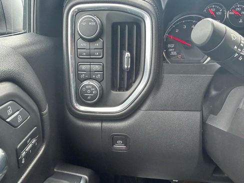 Used 2020 Chevrolet Silverado 1500 LTZ AWD/4WD image 25
