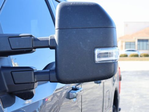 Used 2023 Ford F250 XLT w/ XLT Premium Package image 3