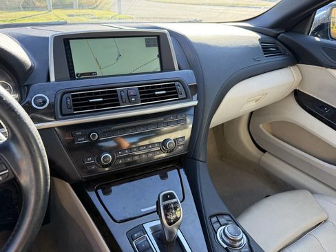 Used 2012 BMW 650i xDrive Convertible image 38