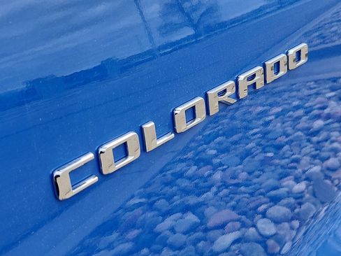 Used 2026 Chevrolet Colorado ZR2 w/ Technology Package AWD/4WD image 25