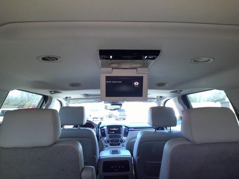 Used 2015 GMC Yukon XL Denali w/ Open Road Package image 16