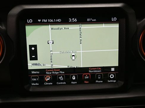 Used 2022 Jeep Gladiator Mojave w/ LED Lighting Group AWD/4WD image 23