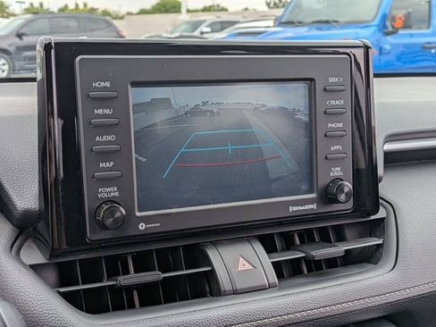 Used 2021 Toyota RAV4 LE w/ Carpet Mat Package (TMS) image 12