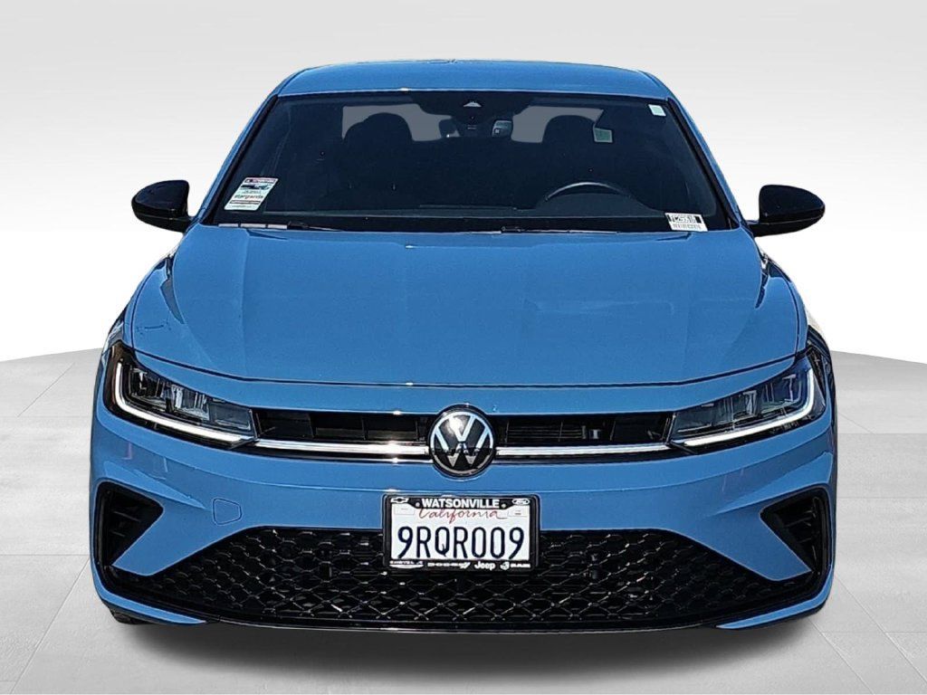 Used 2025 Volkswagen Jetta Sport FWD image 8