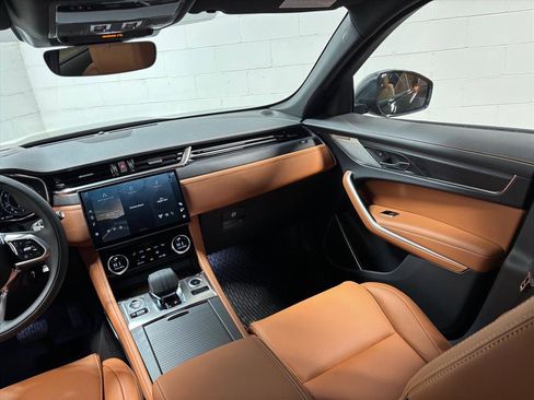 New 2026 Jaguar F-PACE R-Dynamic S image 36