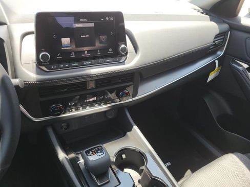 New 2026 Nissan Rogue SV FWD image 20