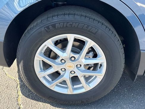 Used 2024 Chevrolet Equinox LT image 18