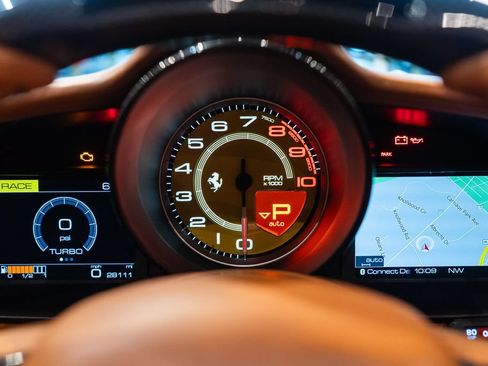 Used 2018 Ferrari 488 Spider RWD image 30