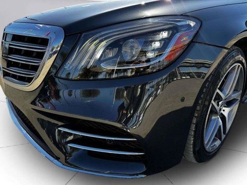 Used 2019 Mercedes-Benz S 560 4MATIC Sedan image 12