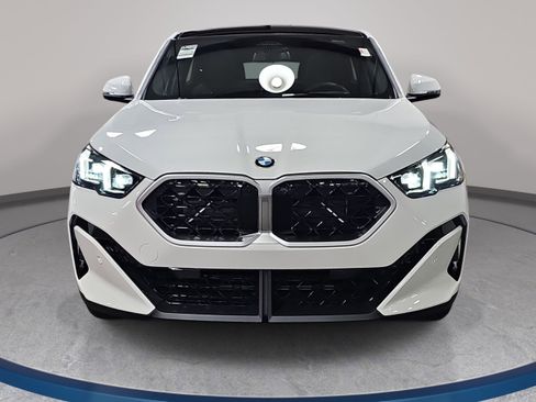 New 2026 BMW X2 xDrive28i w/ Technology Package image 2