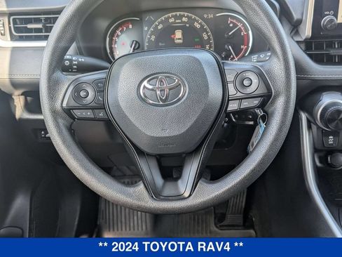 Used 2024 Toyota RAV4 LE AWD/4WD image 18