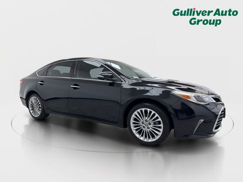 Used 2016 Toyota Avalon Limited FWD image 12