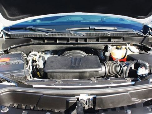 Used 2024 GMC Yukon XL Denali image 19