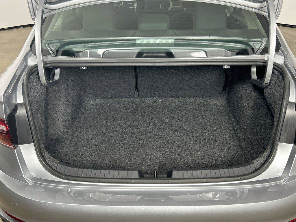 Certified 2024 Volkswagen Jetta S FWD image 23